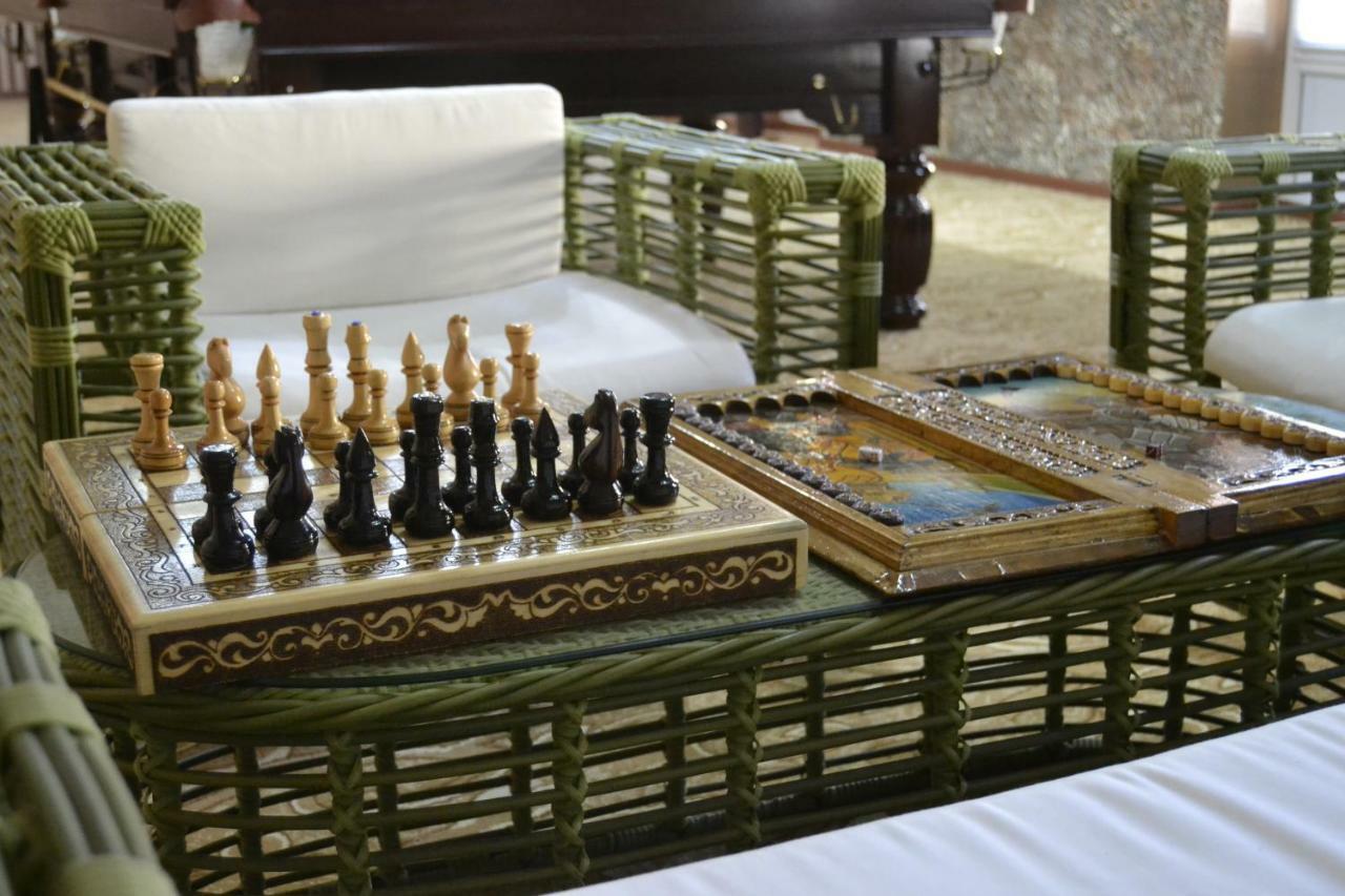 Maximum Hotel Ναβόι Εξωτερικό φωτογραφία